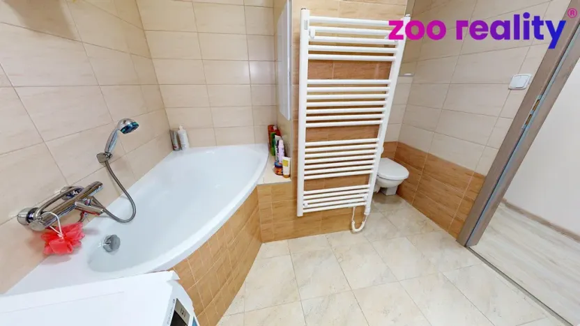 Prodej bytu 3+1, Volary, Sídl. Míru, 70 m2