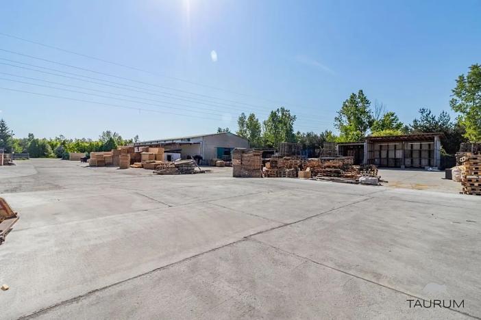 Prodej skladu, Vojkovice, 12027 m2