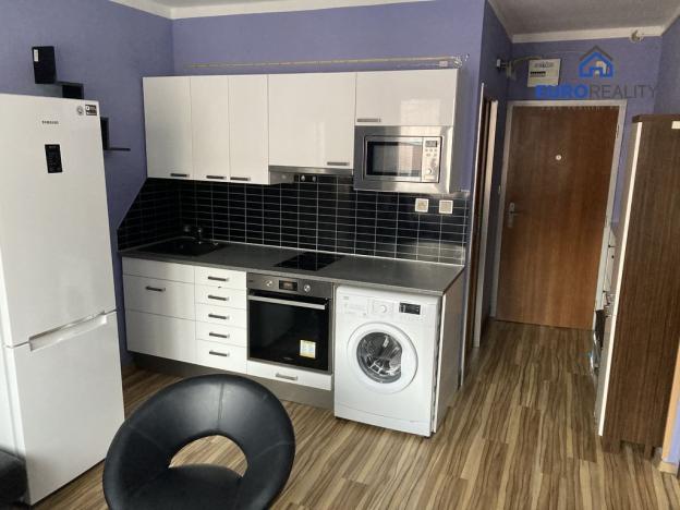 Pronájem bytu 1+1, Cheb, Mírová, 35 m2