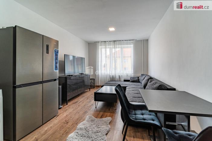 Prodej bytu 3+kk, Sokolov, Jednoty, 61 m2