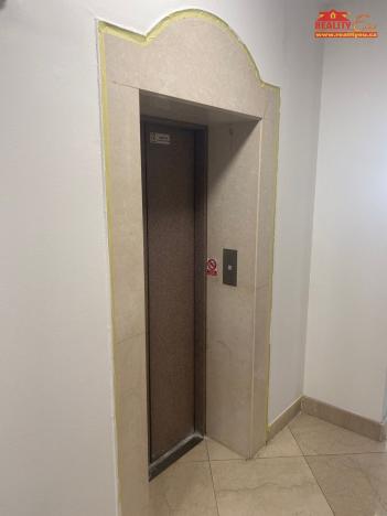 Pronájem kanceláře, Nové Město nad Metují, Komenského, 18 m2