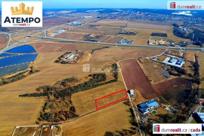 Prodej komerčního pozemku, Úsilné, 4194 m2