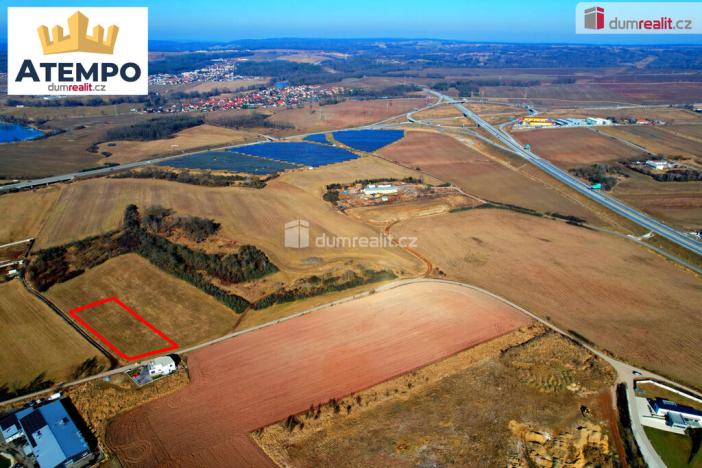 Prodej komerčního pozemku, Úsilné, 4194 m2