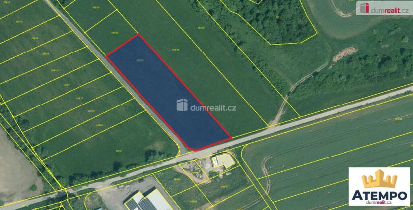 Prodej komerčního pozemku, Úsilné, 4194 m2