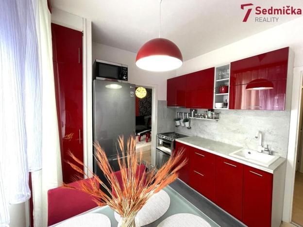 Prodej bytu 3+1, Praha - Hlubočepy, Lamačova, 68 m2