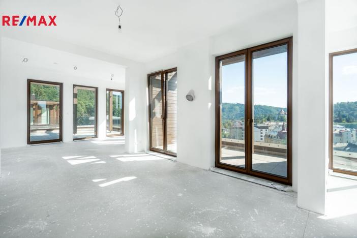 Prodej bytu 5+kk, Karlovy Vary, Tyršova, 296 m2