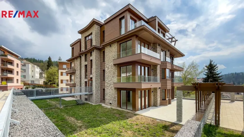 Prodej bytu 5+kk, Karlovy Vary, Tyršova, 296 m2