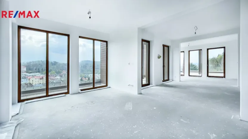 Prodej bytu 5+kk, Karlovy Vary, Tyršova, 296 m2