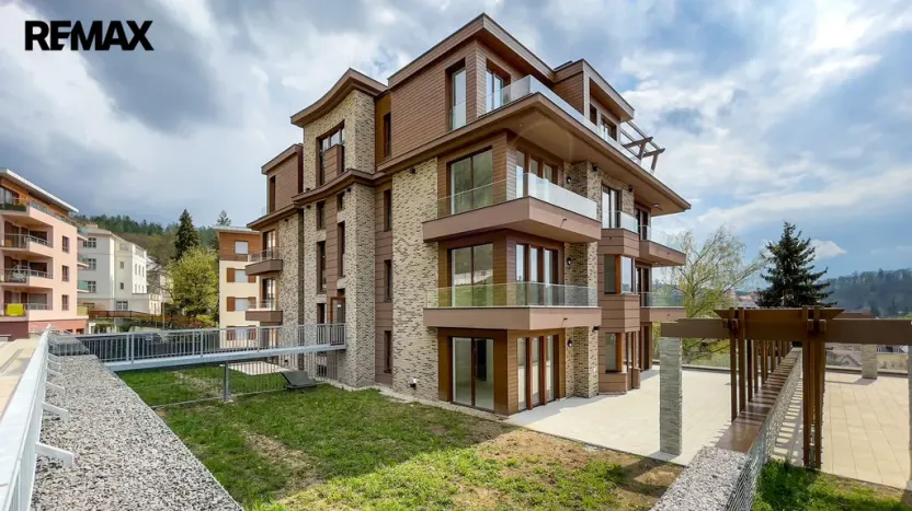 Prodej bytu 5+kk, Karlovy Vary, Tyršova, 296 m2