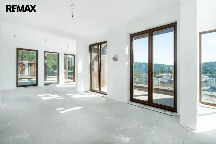 Prodej bytu 5+kk, Karlovy Vary, Tyršova, 296 m2