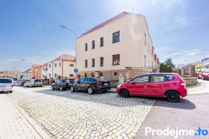 Prodej bytu 2+1, Znojmo, Třebízského, 66 m2