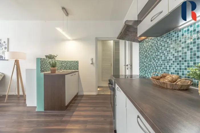 Prodej bytu 3+kk, Praha - Kamýk, Krhanická, 65 m2