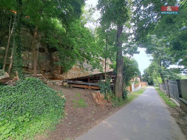 Prodej pozemku pro bydlení, Plzeň, Pod Vinicemi, 2025 m2