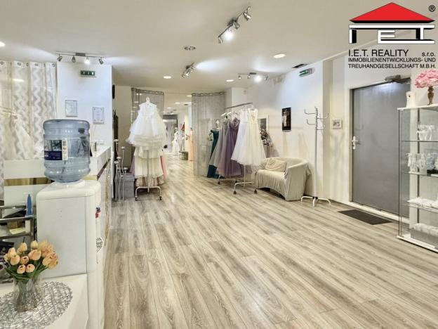 Pronájem obchodního prostoru, Brno, Masarykova, 173 m2