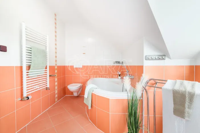 Prodej rodinného domu, Frymburk, 118 m2