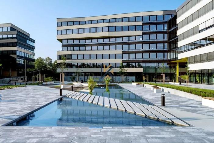 Pronájem kanceláře, Praha - Libeň, Smrčkova, 249 m2