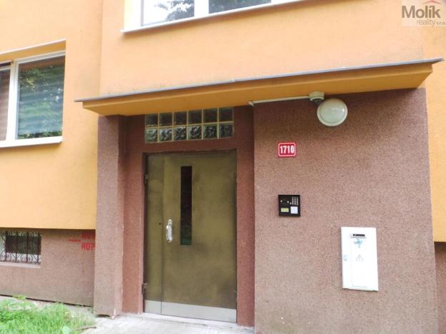 Pronájem bytu 1+1, Jirkov, Generála Svobody, 33 m2