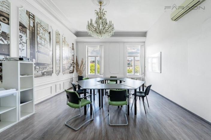 Pronájem kanceláře, Praha - Nové Město, 222 m2