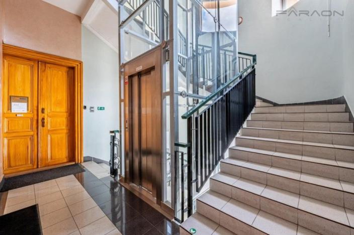 Pronájem kanceláře, Praha - Nové Město, 222 m2