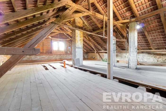 Prodej zemědělské usedlosti, Golčův Jeníkov - Stupárovice, Stupárovice, 100 m2