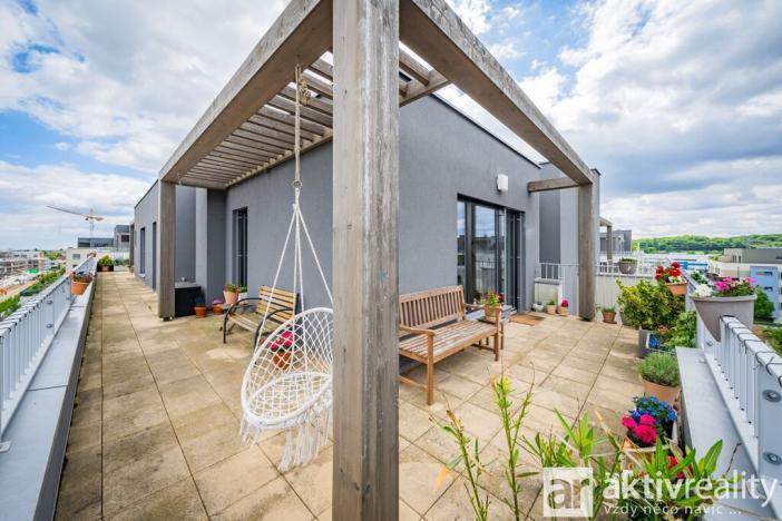 Prodej bytu 3+kk, Praha - Dolní Chabry, Poštova, 166 m2