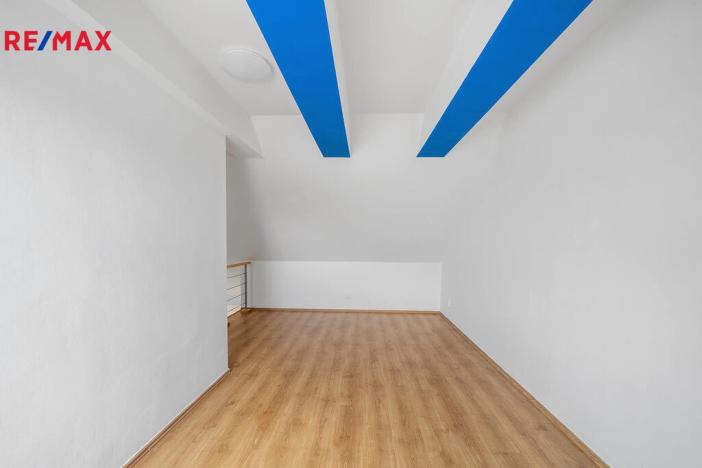 Prodej bytu 2+kk, Opatovice nad Labem, Neplachova, 100 m2