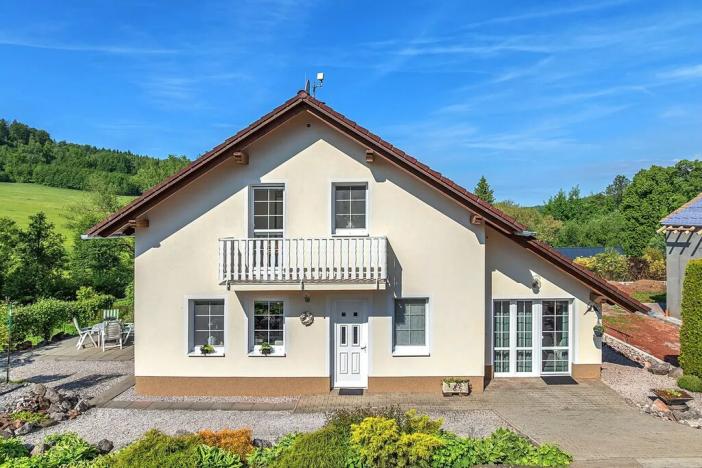 Prodej rodinného domu, Mladé Buky, 179 m2