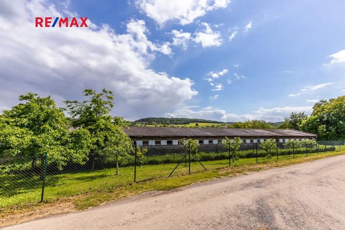 Pronájem skladu, Vranov, 1310 m2