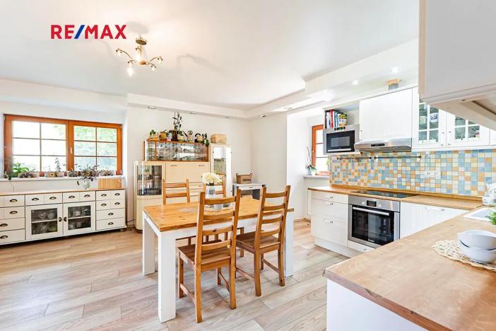 Prodej rodinného domu, Zbiroh, 180 m2