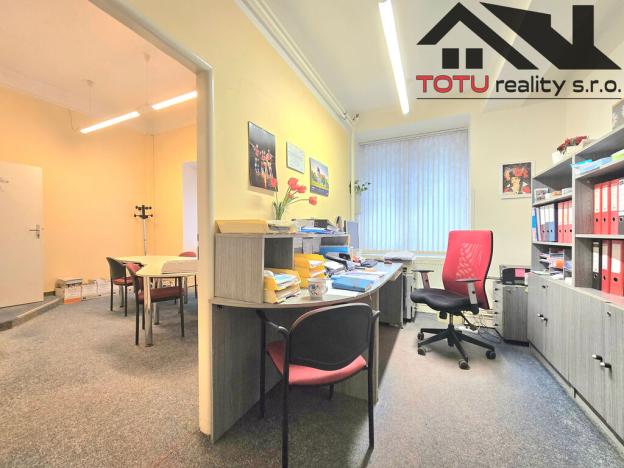 Prodej obchodního prostoru, Předměřice nad Labem, Obránců míru, 837 m2