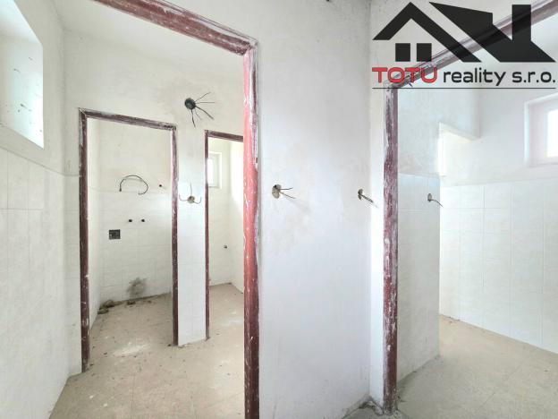 Prodej obchodního prostoru, Předměřice nad Labem, Obránců míru, 837 m2