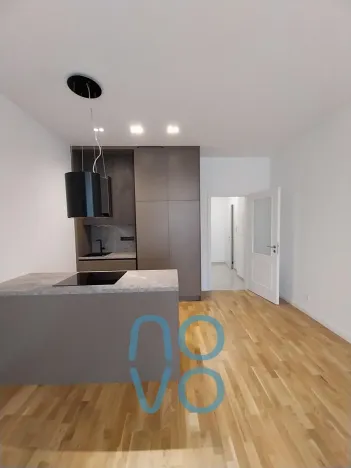 Pronájem bytu 1+kk, Praha - Nové Město, Ječná, 34 m2