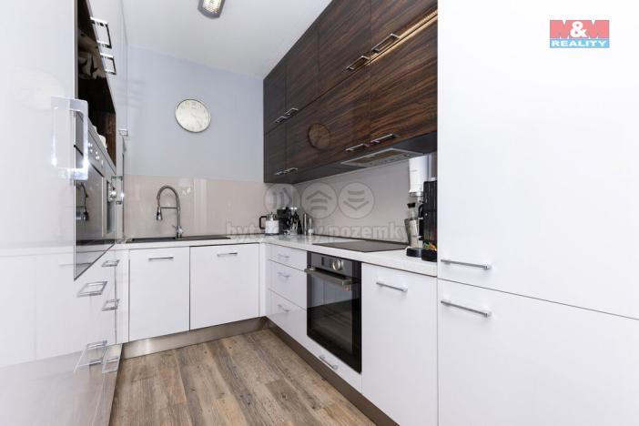 Prodej bytu 4+kk, Chrudim - Chrudim IV, Radoušova, 102 m2