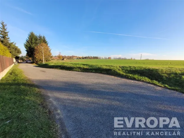 Prodej pozemku pro bydlení, Okrouhlo, 900 m2