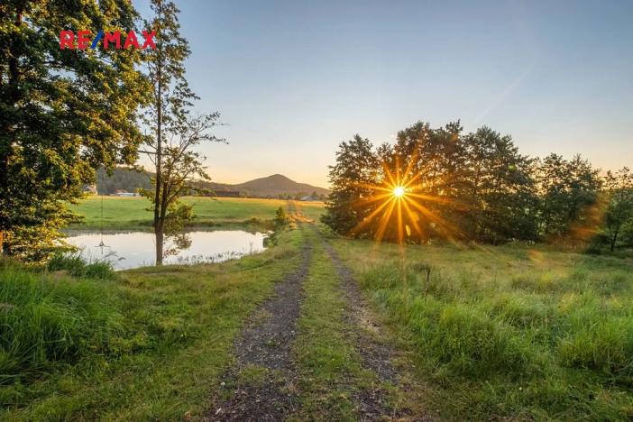 Prodej zemědělské usedlosti, Jablonné v Podještědí, 1000 m2
