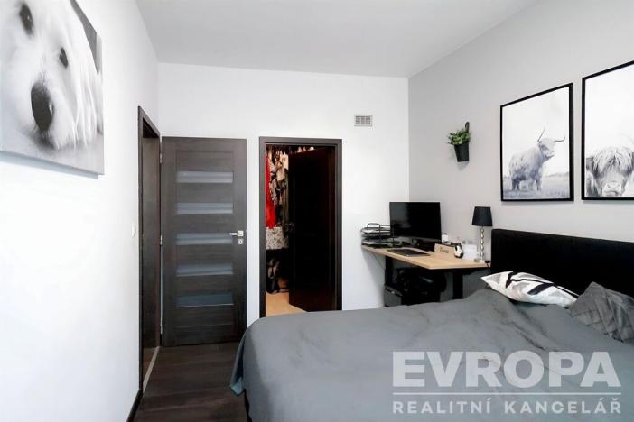 Prodej bytu 4+kk, Praha - Ruzyně, Karlovarská, 98 m2