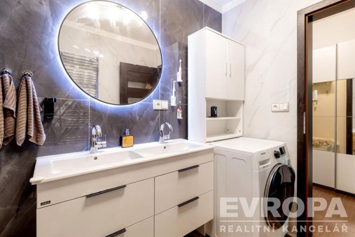 Prodej bytu 4+kk, Praha - Ruzyně, Karlovarská, 98 m2