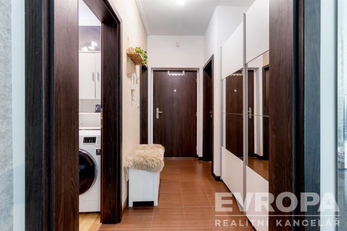 Prodej bytu 4+kk, Praha - Ruzyně, Karlovarská, 98 m2