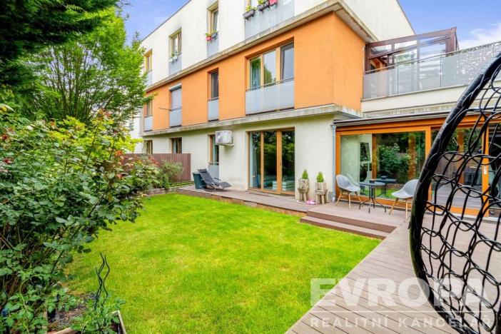 Prodej bytu 4+kk, Praha - Ruzyně, Karlovarská, 98 m2
