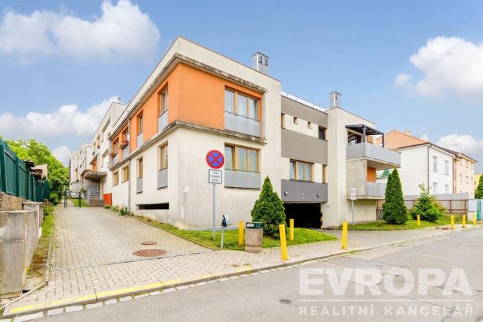 Prodej bytu 4+kk, Praha - Ruzyně, Karlovarská, 98 m2