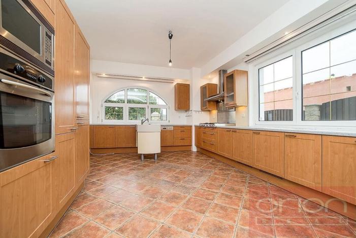 Pronájem rodinného domu, Praha - Nebušice, Ke strži, 400 m2