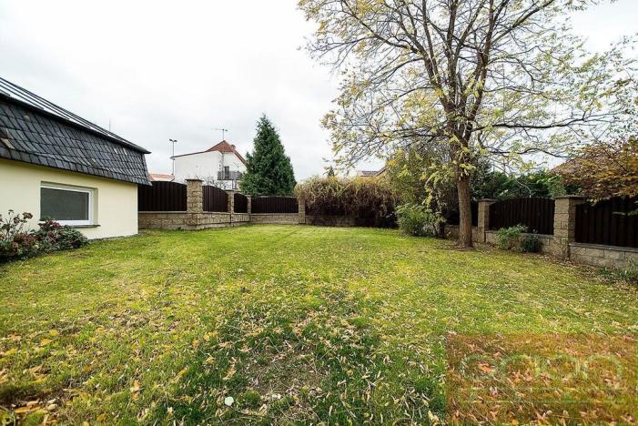 Pronájem rodinného domu, Praha - Nebušice, Ke strži, 400 m2