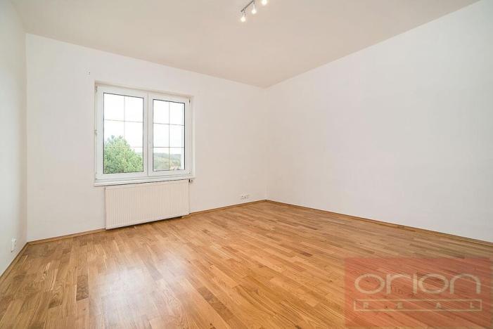 Pronájem rodinného domu, Praha - Nebušice, Ke strži, 400 m2