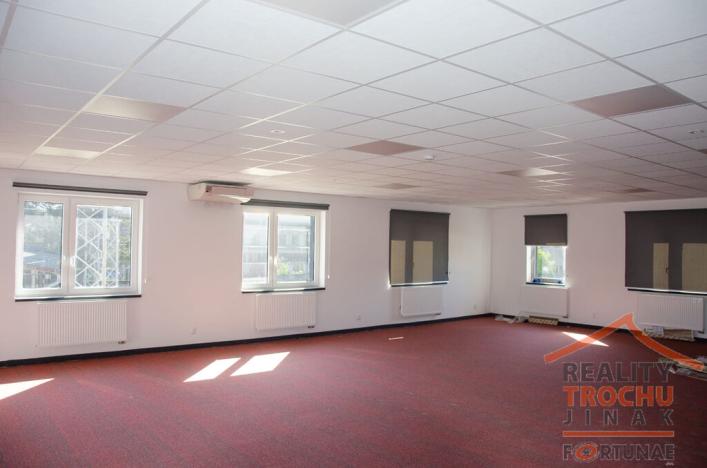 Prodej výrobních prostor, Hradec Králové, U Fotochemy, 1 m2