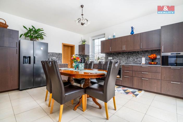 Pronájem rodinného domu, Horoměřice, Benedikta Roezla, 310 m2