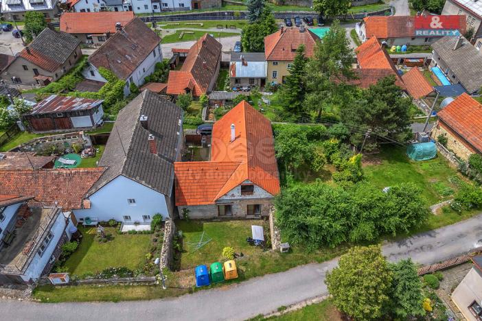 Prodej rodinného domu, Hroubovice, 186 m2