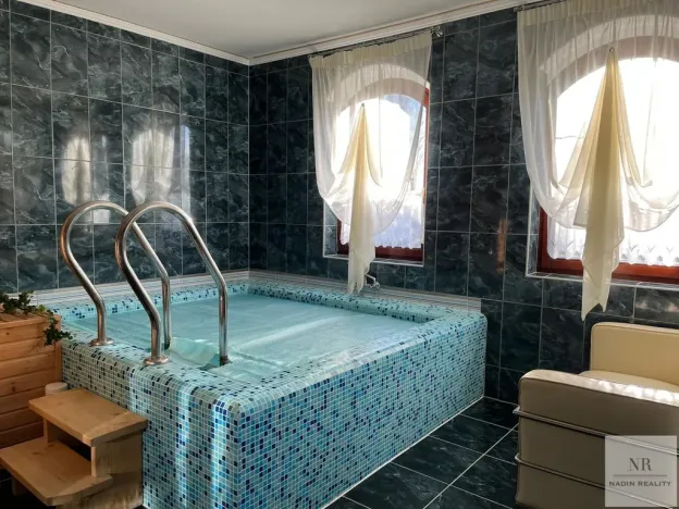 Prodej rodinného domu, Karlovy Vary, K Výhledu, 362 m2