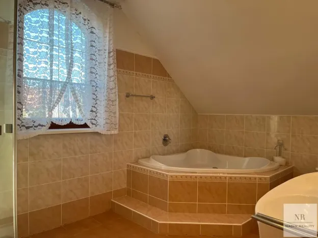 Prodej rodinného domu, Karlovy Vary, K Výhledu, 362 m2