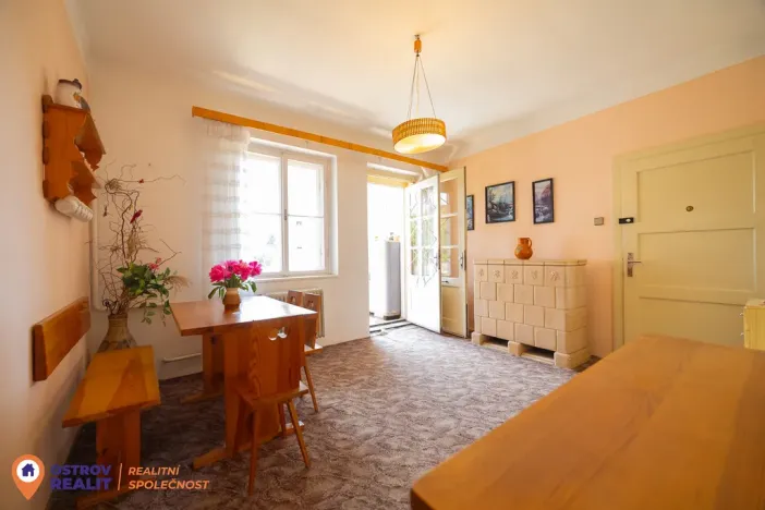 Prodej bytu 4+1, Šumperk, Masarykovo nám., 97 m2