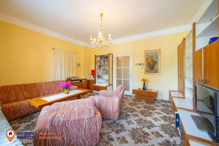 Prodej bytu 4+1, Šumperk, Masarykovo nám., 97 m2